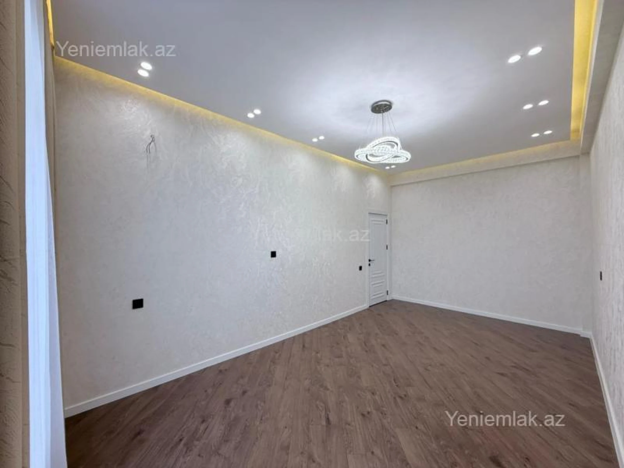 Satılır 2 otaqlı yeni tikili 60 m²