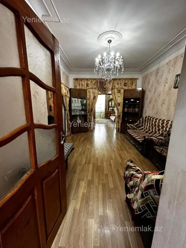 Satılır 3 otaqlı köhnə tikili 78 m²