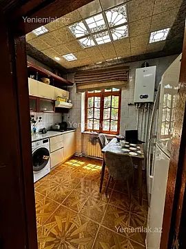Satılır 3 otaqlı köhnə tikili 78 m²