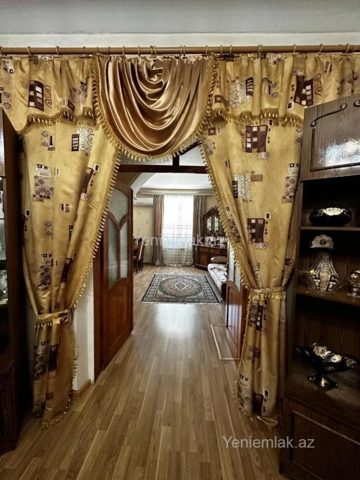 Satılır 3 otaqlı köhnə tikili 78 m²