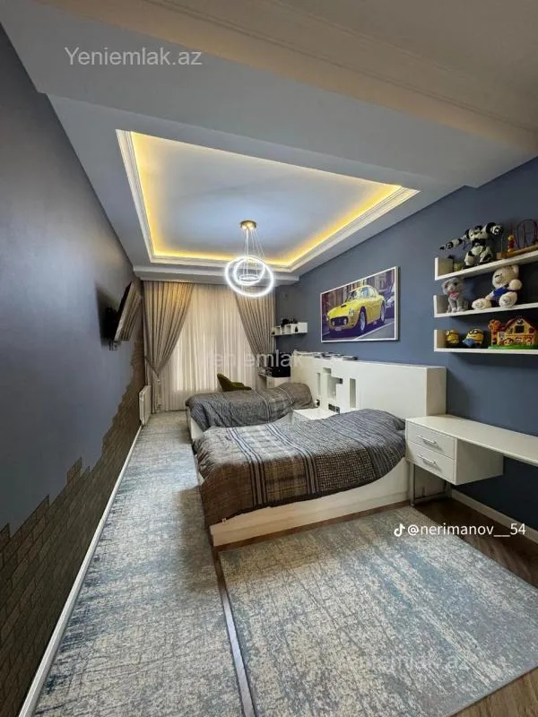 Satılır 4 otaqlı yeni tikili 182 m²