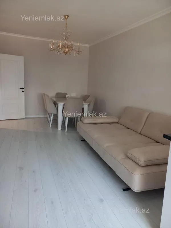 Satılır 2 otaqlı köhnə tikili 55 m²