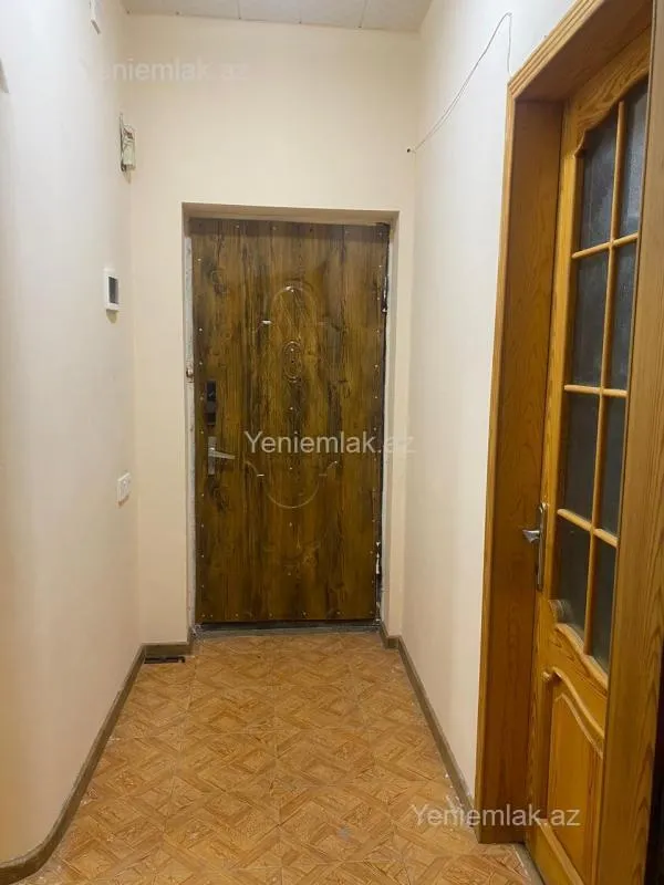 Satılır 3 otaqlı köhnə tikili 70 m²
