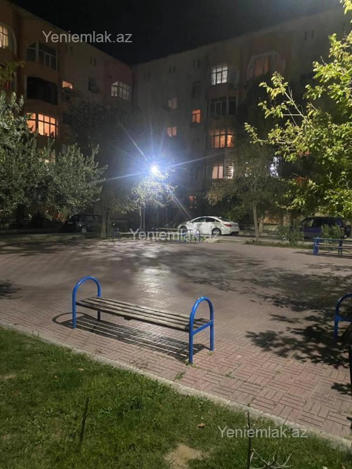 Satılır 3 otaqlı köhnə tikili 70 m²