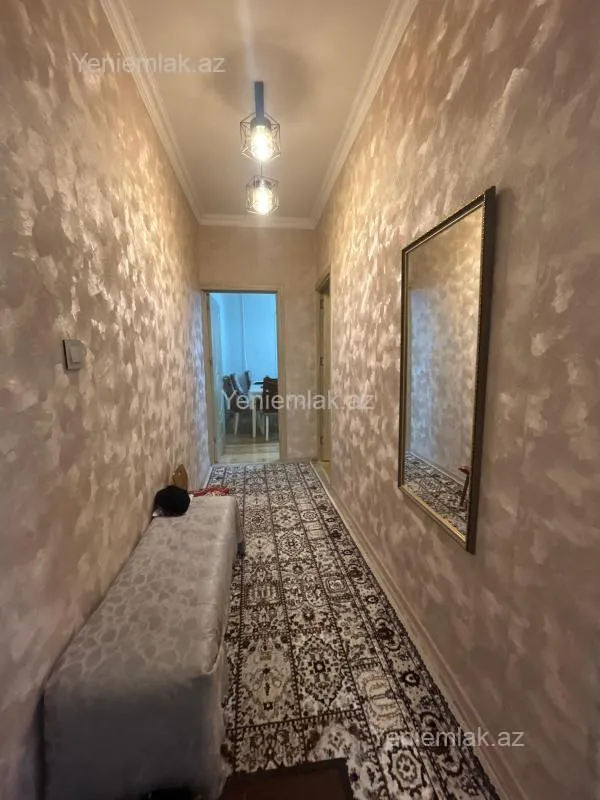 Satılır 2 otaqlı köhnə tikili 60 m²
