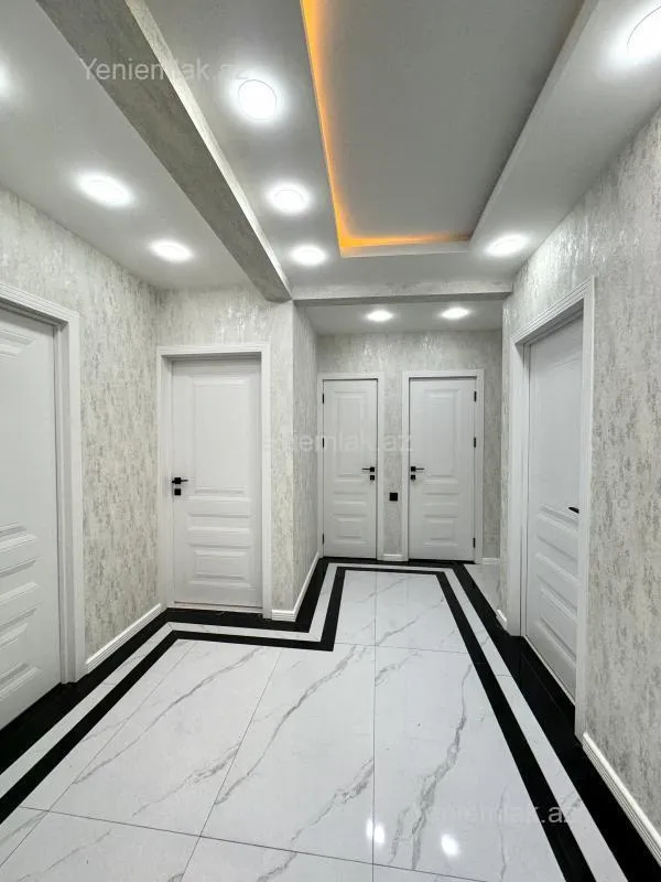 Satılır 3 otaqlı köhnə tikili 80 m²