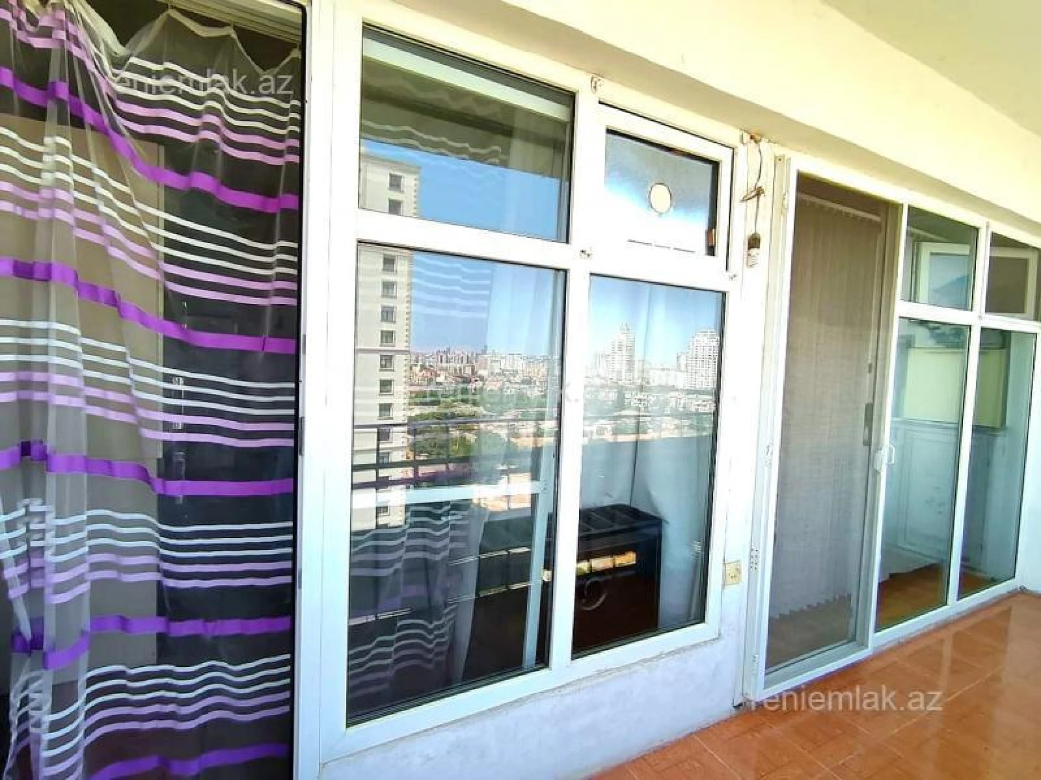 Satılır 3 otaqlı köhnə tikili 100.5 m²