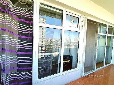 Satılır 3 otaqlı köhnə tikili 100.5 m²