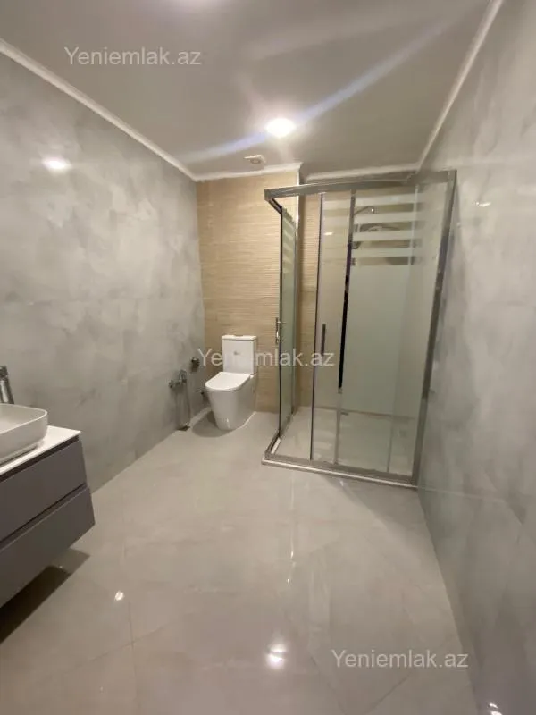 Satılır 2 otaqlı yeni tikili 65 m²