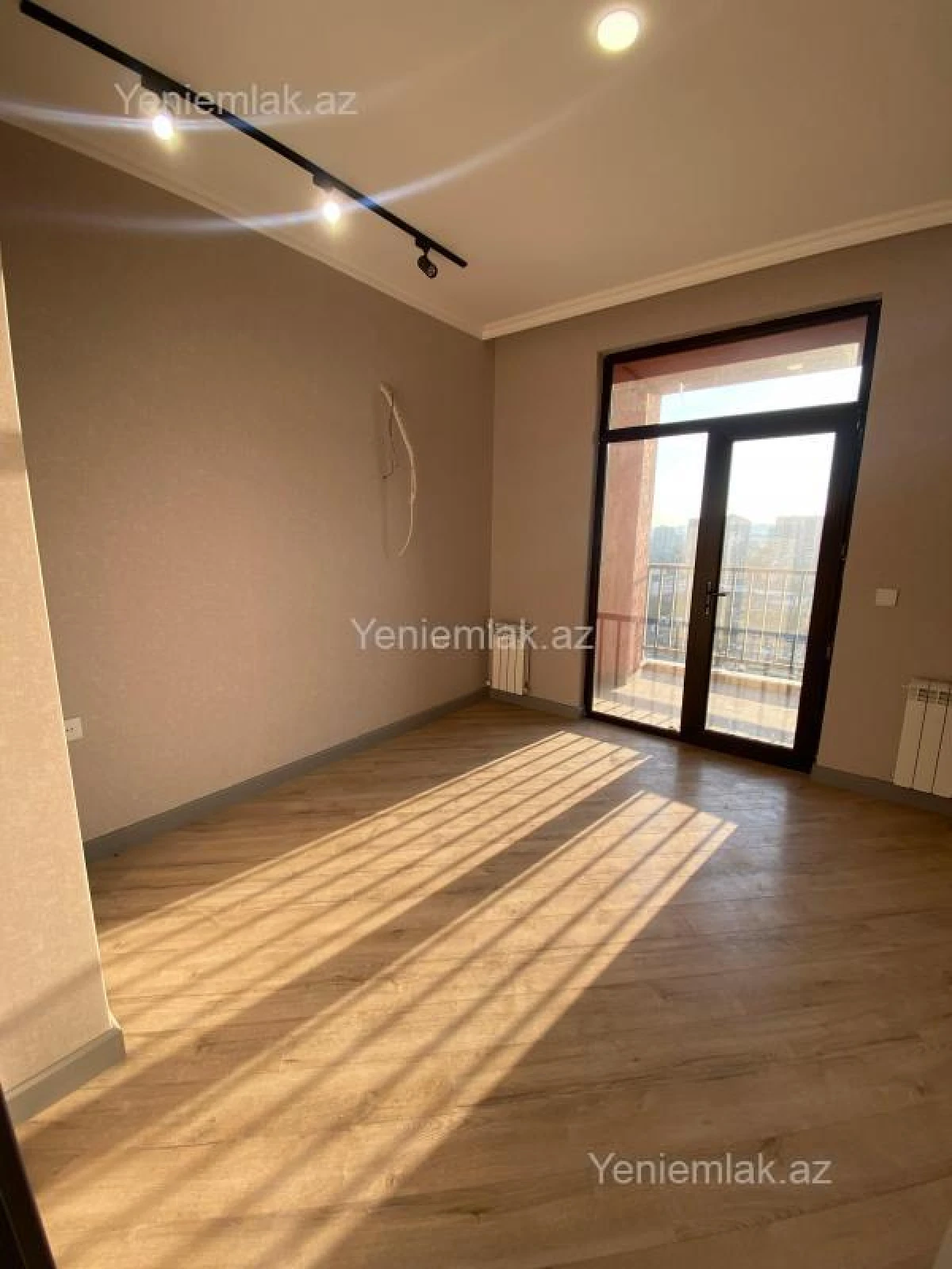 Satılır 2 otaqlı yeni tikili 65 m²