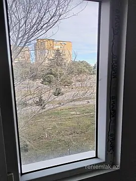 Satılır 1 otaqlı köhnə tikili 30 m²