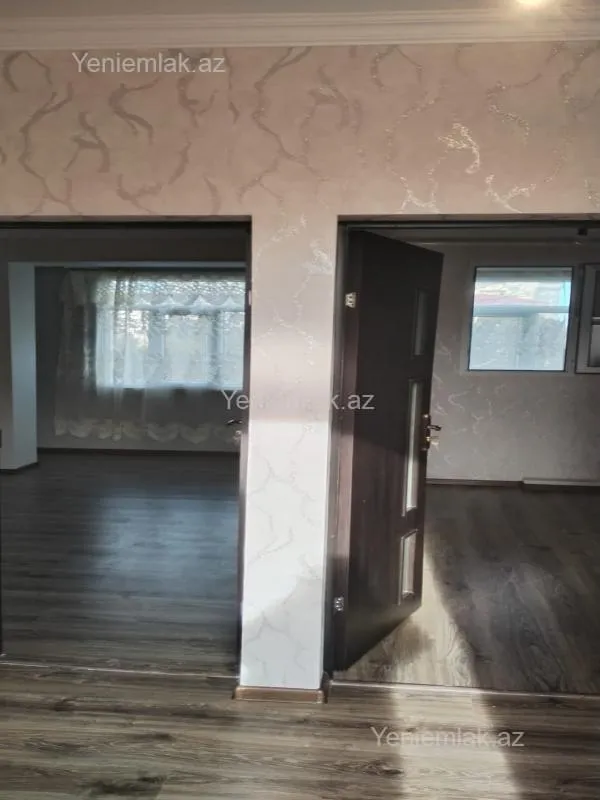Satılır 1 otaqlı köhnə tikili 30 m²