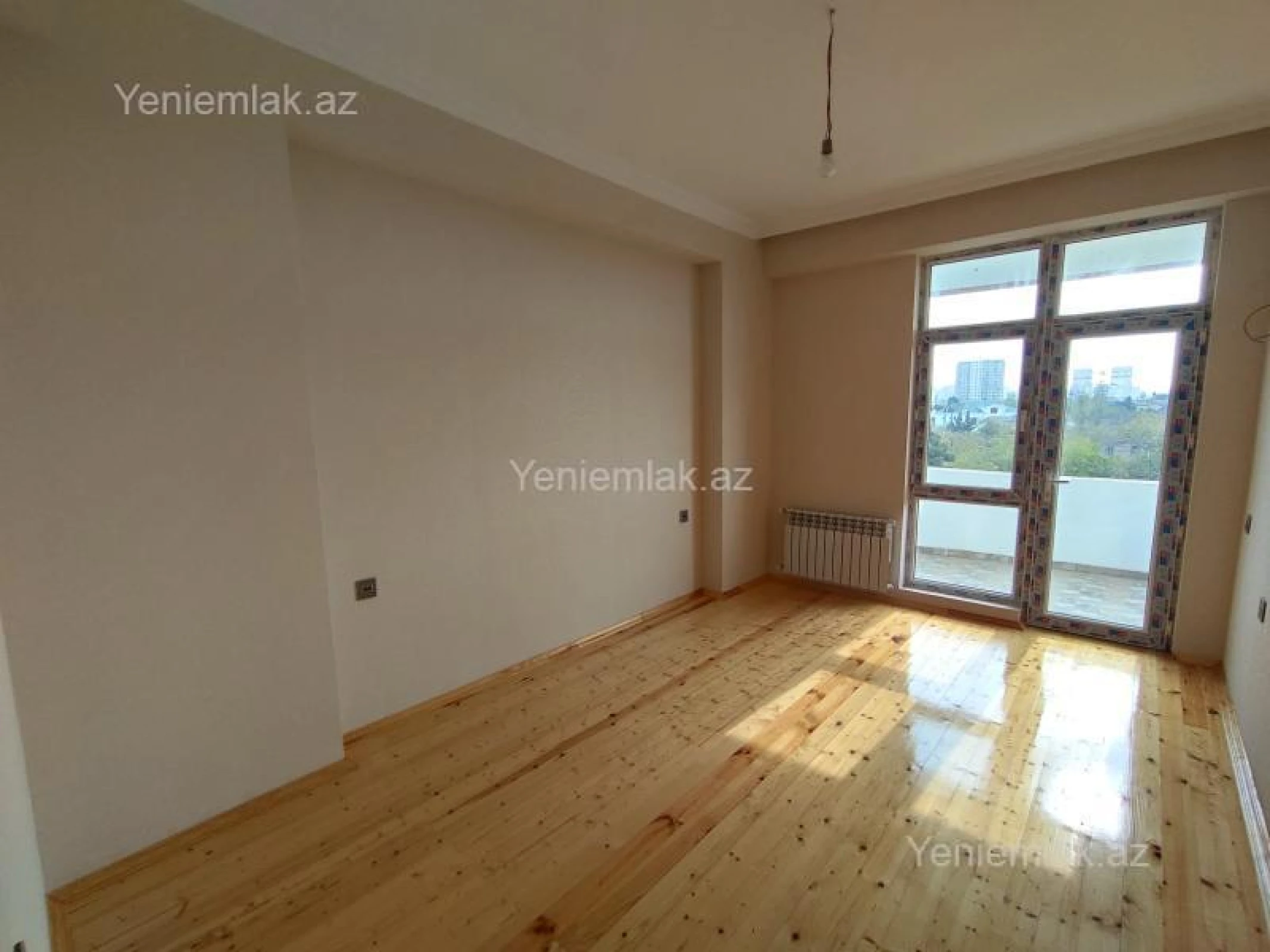 Satılır 3 otaqlı yeni tikili 115 m²