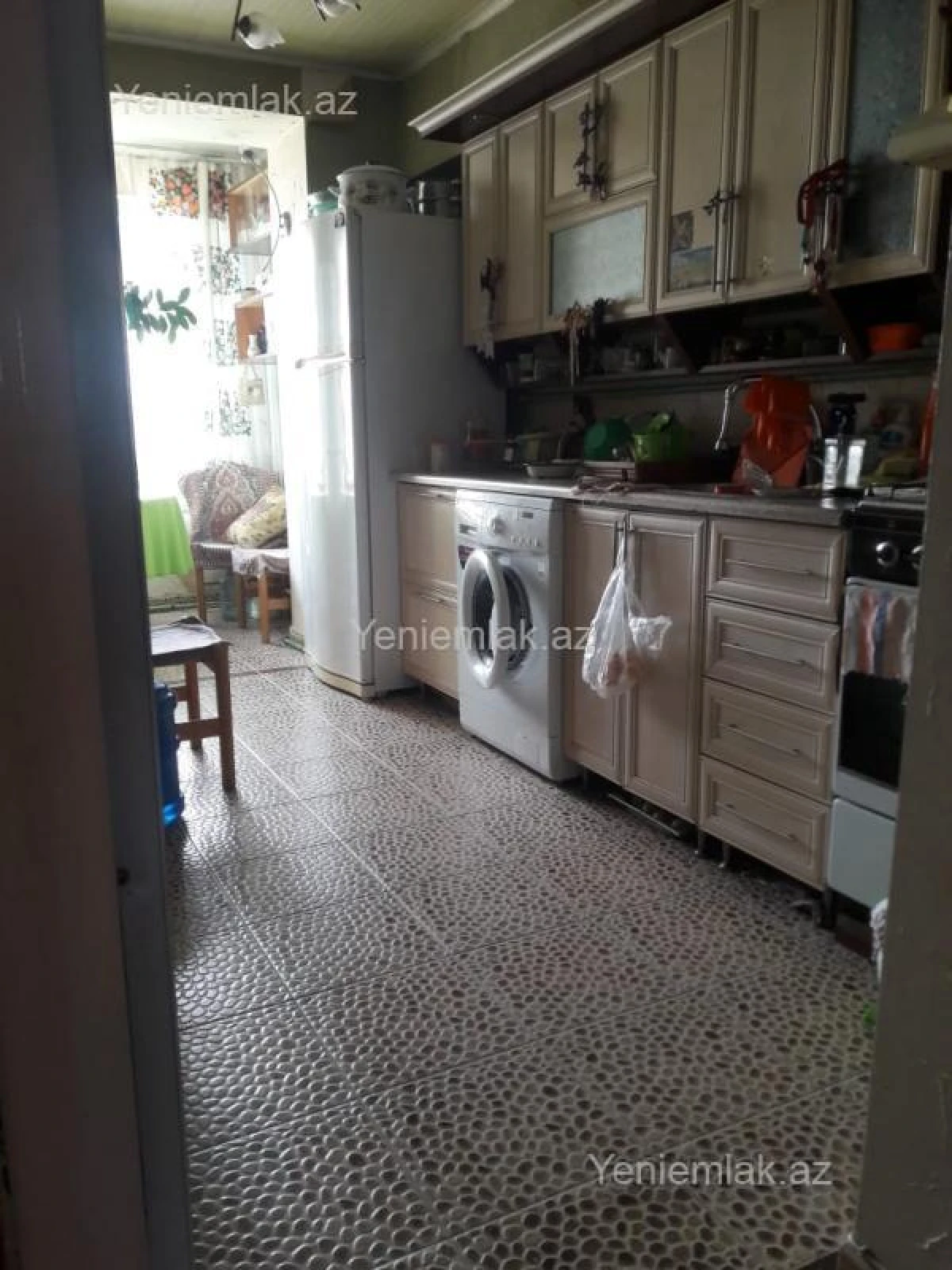 Satılır 3 otaqlı köhnə tikili 80 m²
