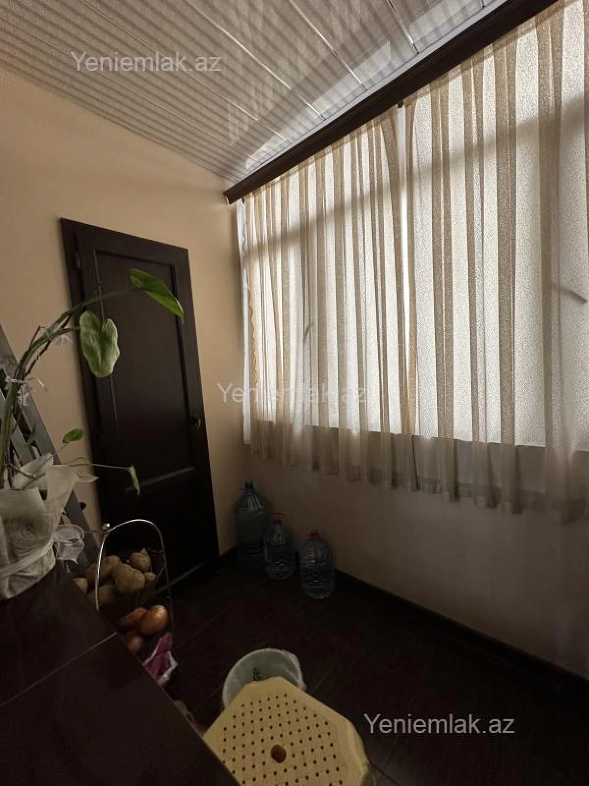 Satılır 3 otaqlı köhnə tikili 72.85 m²