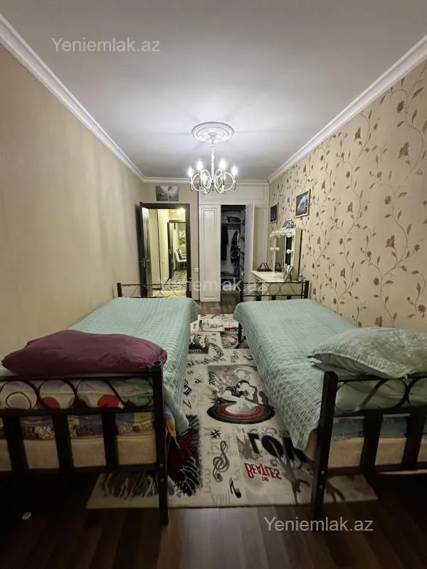 Satılır 3 otaqlı köhnə tikili 72.85 m²