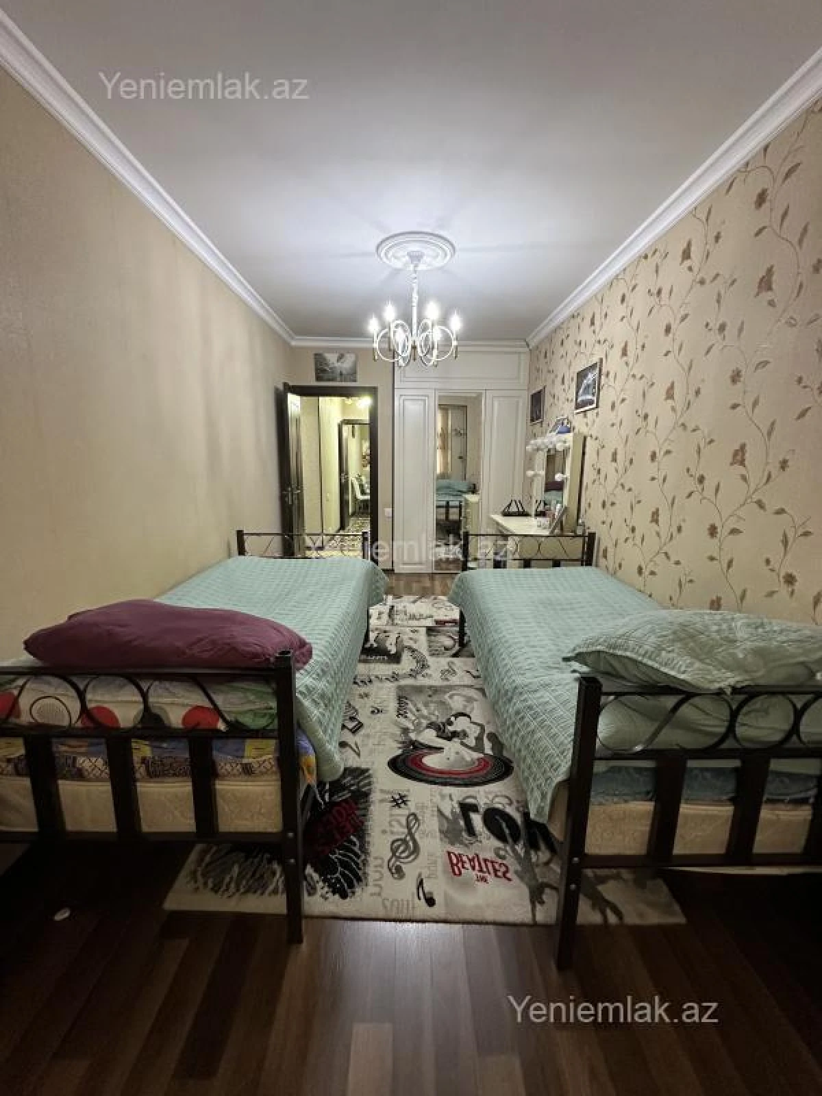 Satılır 3 otaqlı köhnə tikili 72.85 m²