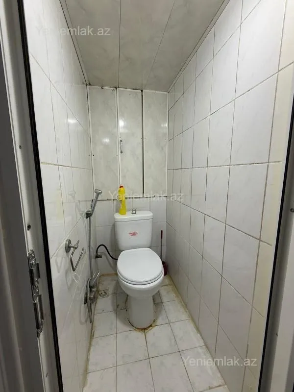 Satılır 2 otaqlı köhnə tikili 55 m²