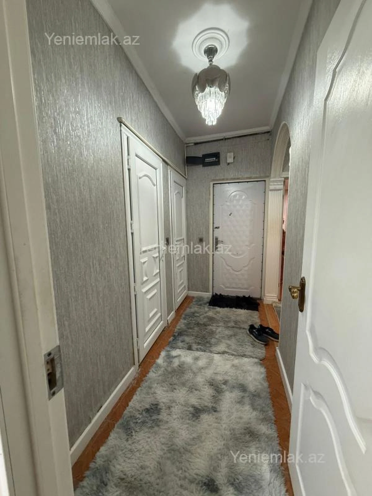Satılır 2 otaqlı köhnə tikili 55 m²