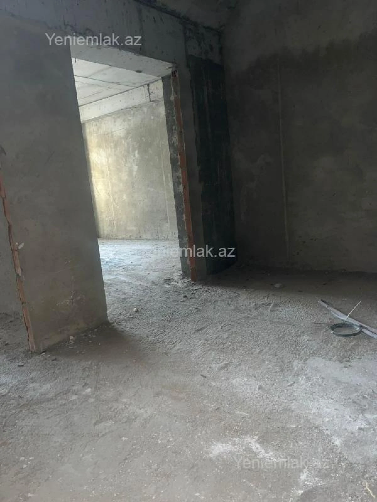 Satılır 2 otaqlı yeni tikili 76.5 m²