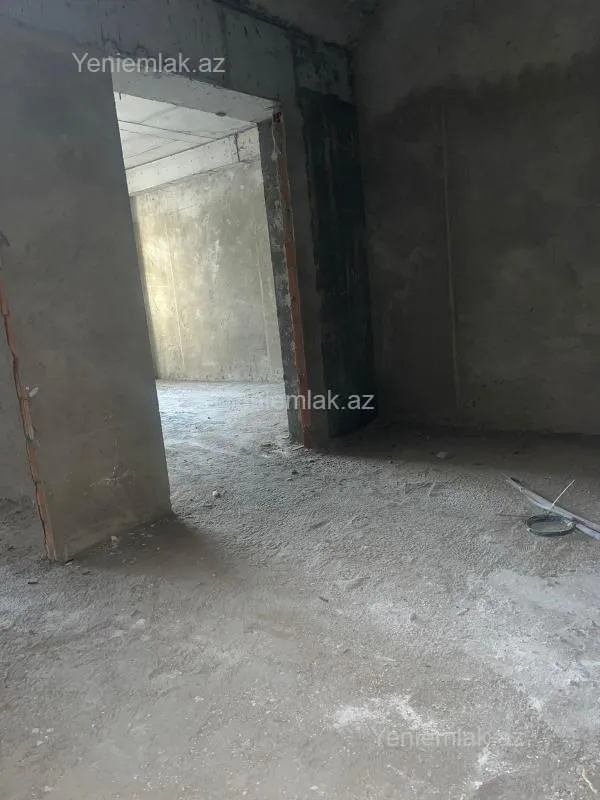 Satılır 2 otaqlı yeni tikili 76.5 m²