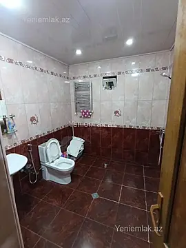 Satılır 7 otaqlı həyət evi 240 m²
