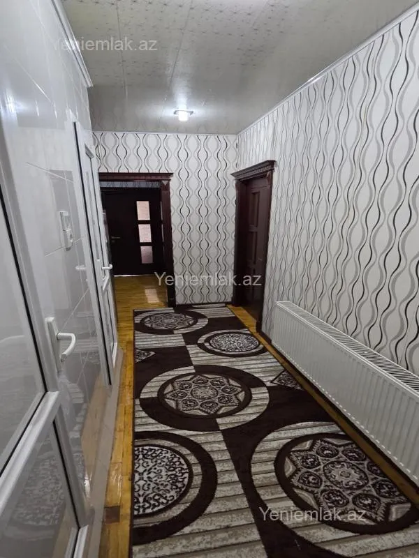 Satılır 2 otaqlı köhnə tikili 60 m²