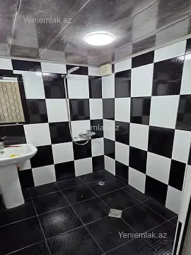 Satılır 2 otaqlı köhnə tikili 60 m²