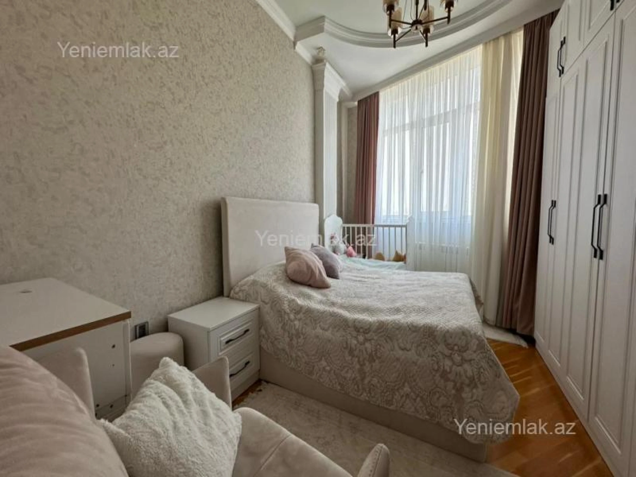 Satılır 2 otaqlı yeni tikili 88 m²