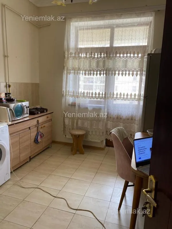 Satılır 2 otaqlı yeni tikili 85 m²