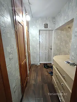 Satılır 2 otaqlı köhnə tikili 54 m²