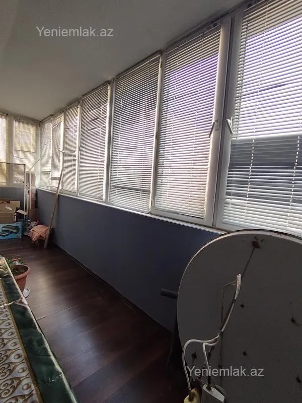 Satılır 2 otaqlı köhnə tikili 54 m²