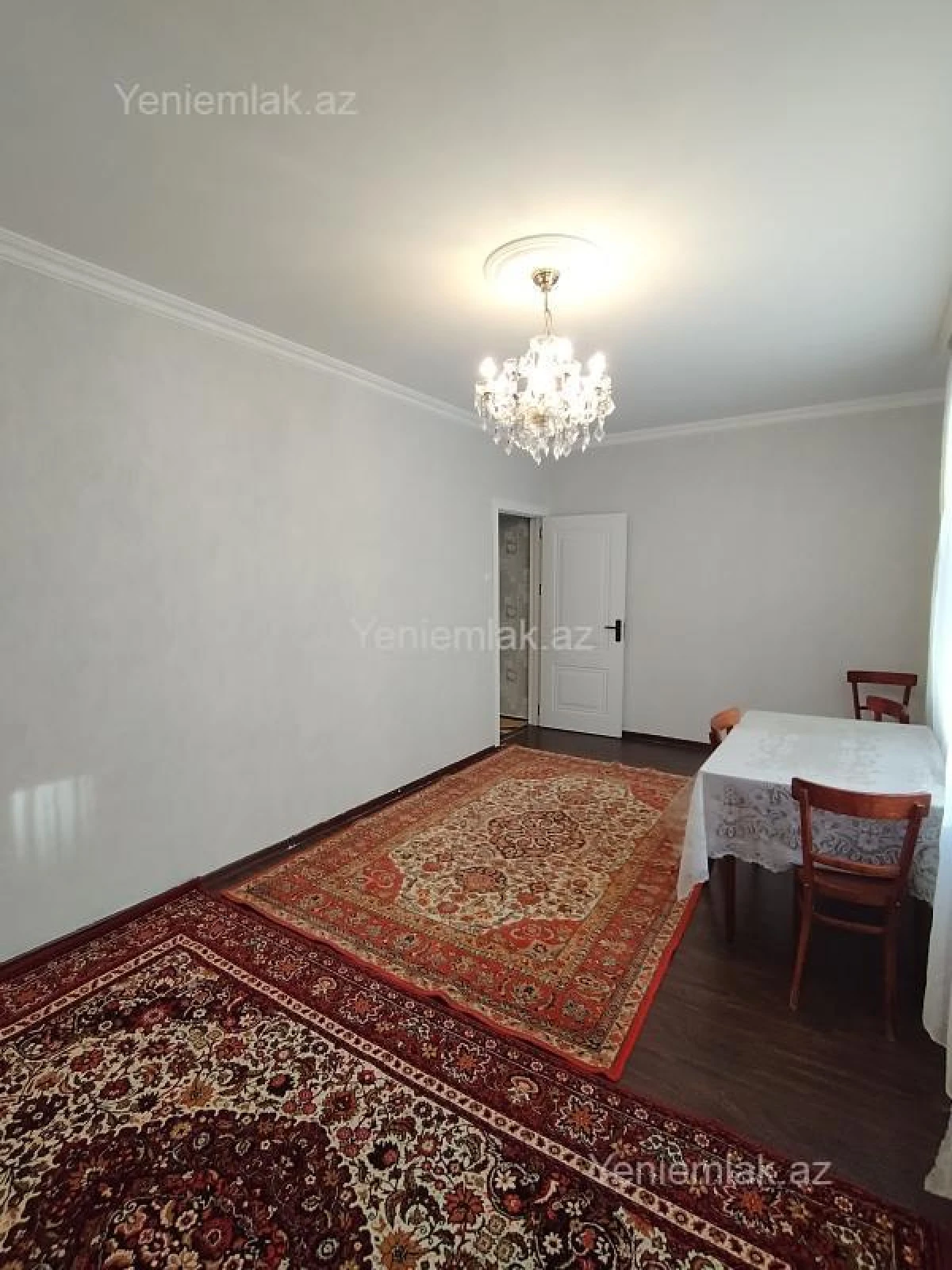 Satılır 2 otaqlı köhnə tikili 54 m²