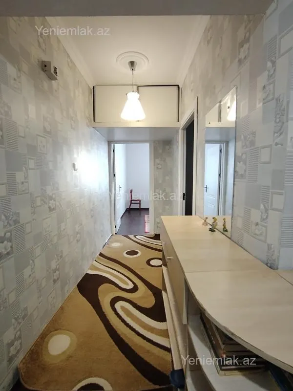 Satılır 2 otaqlı köhnə tikili 54 m²