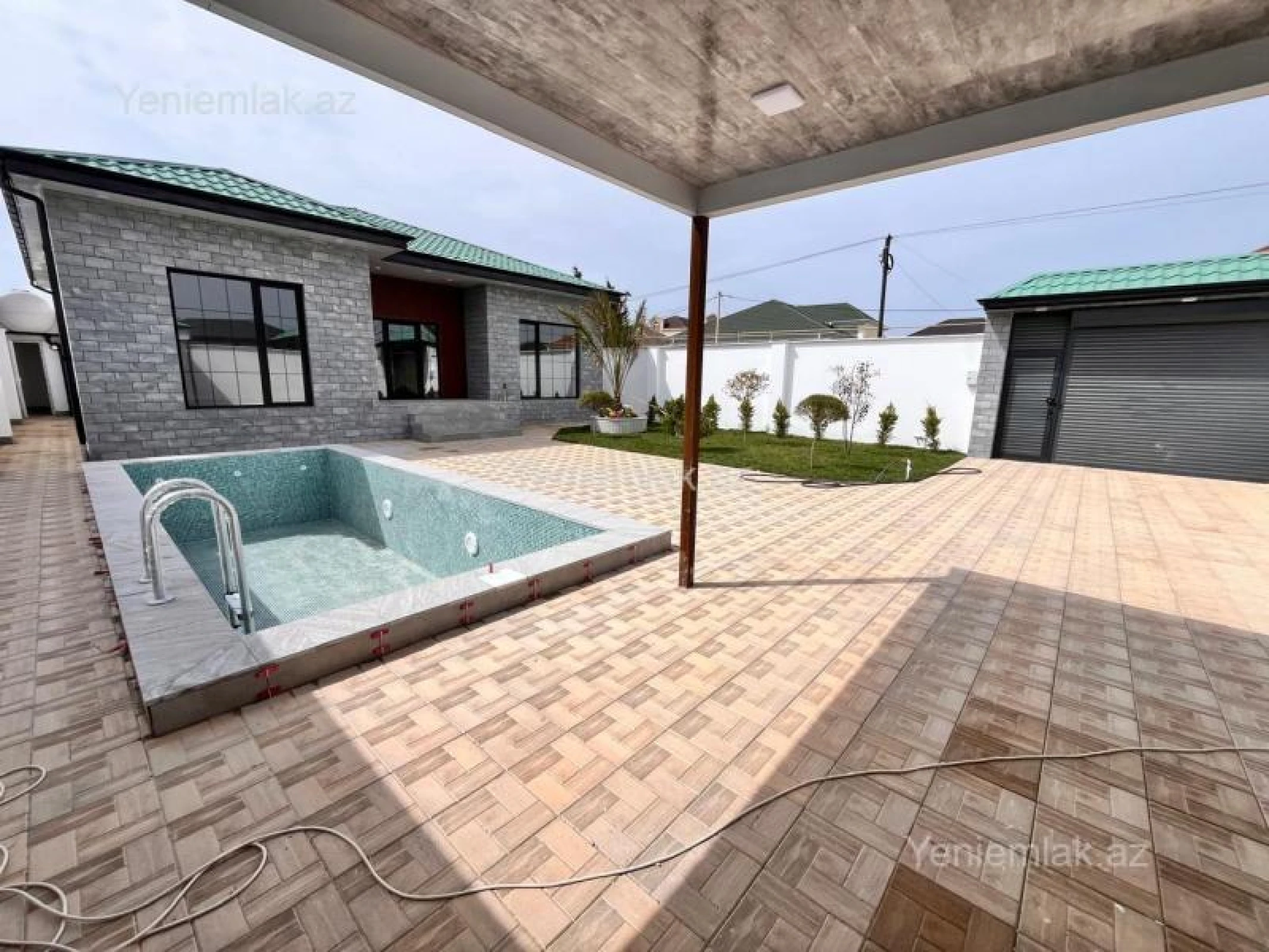 Satılır 4 otaqlı həyət evi 150 m²