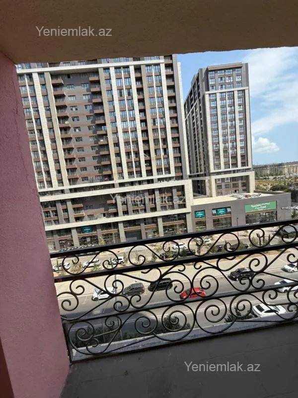 Satılır 3 otaqlı yeni tikili 105 m²