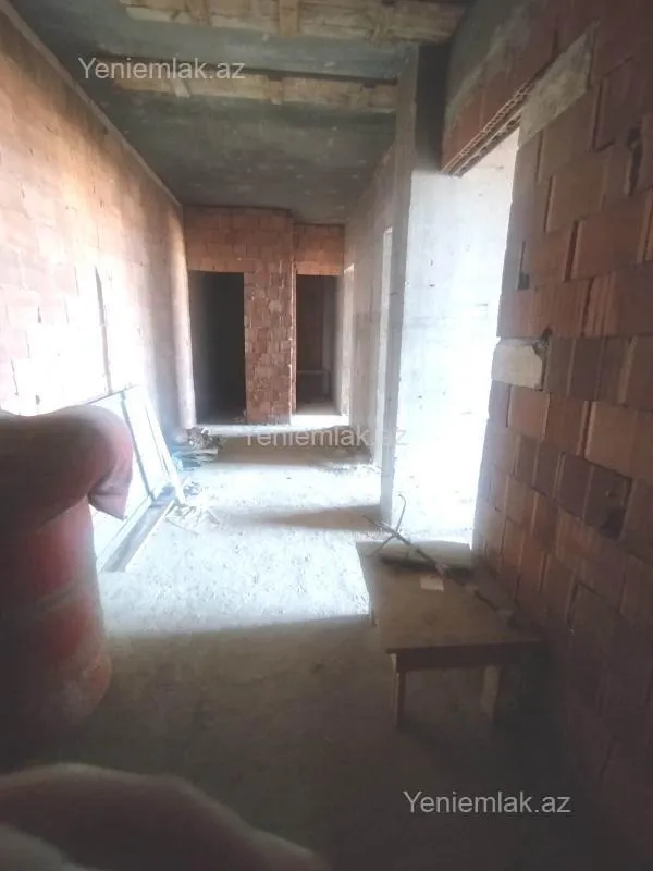 Satılır 2 otaqlı yeni tikili 85 m²