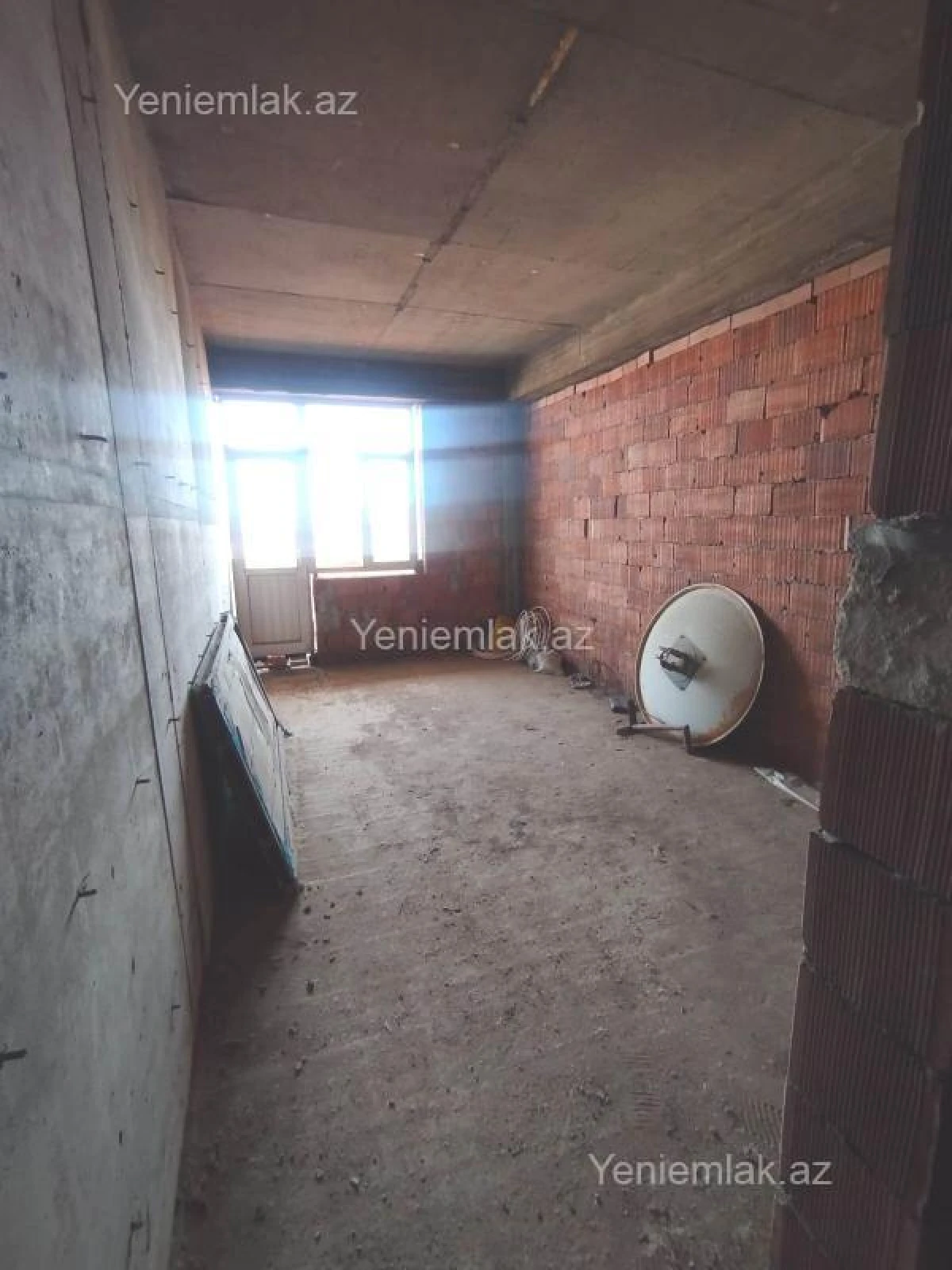 Satılır 2 otaqlı yeni tikili 85 m²