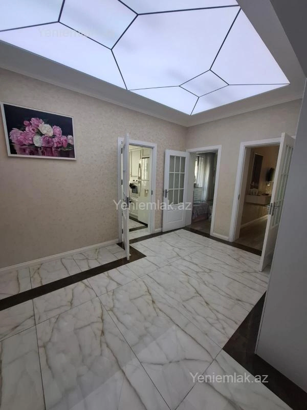 Satılır 4 otaqlı yeni tikili 154 m²
