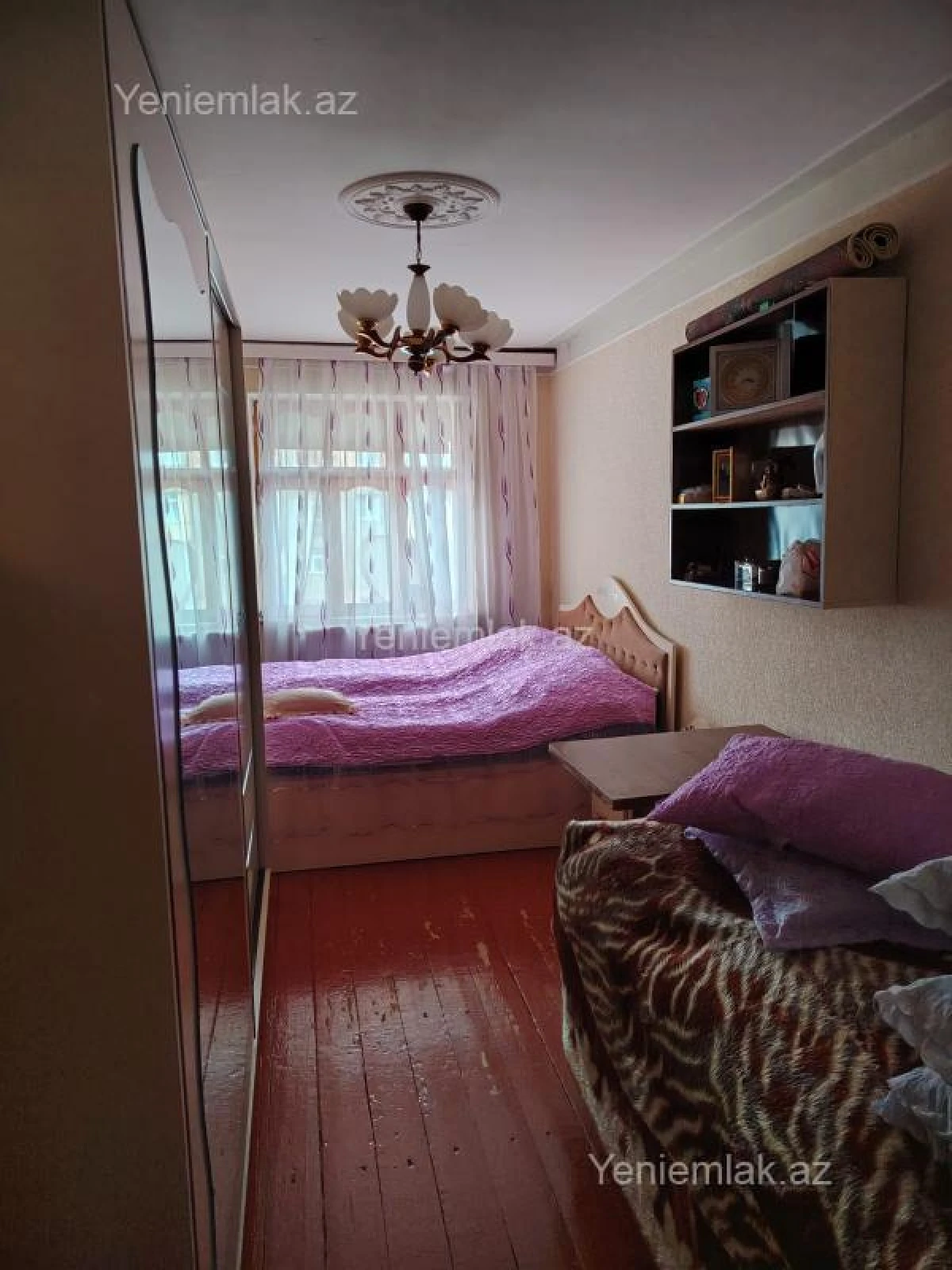 Satılır 3 otaqlı köhnə tikili 68 m²