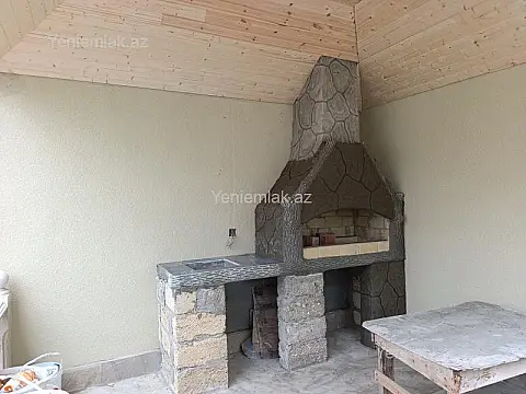 Satılır 4 otaqlı həyət evi 120 m²