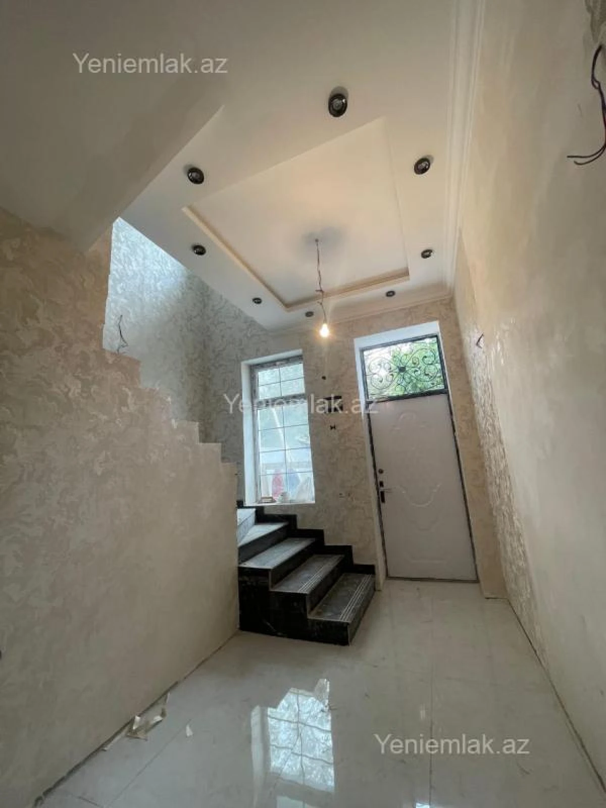 Satılır 4 otaqlı həyət evi 115 m²