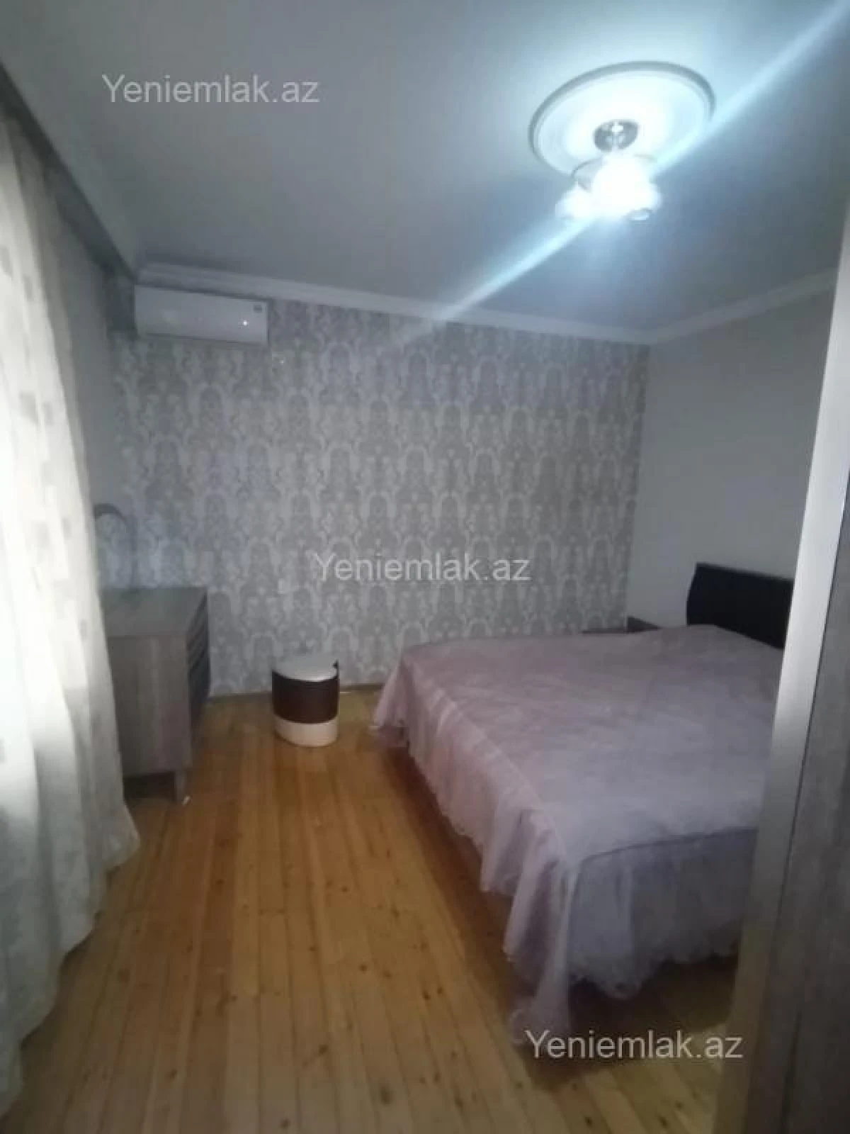 Satılır 5 otaqlı həyət evi 200 m²
