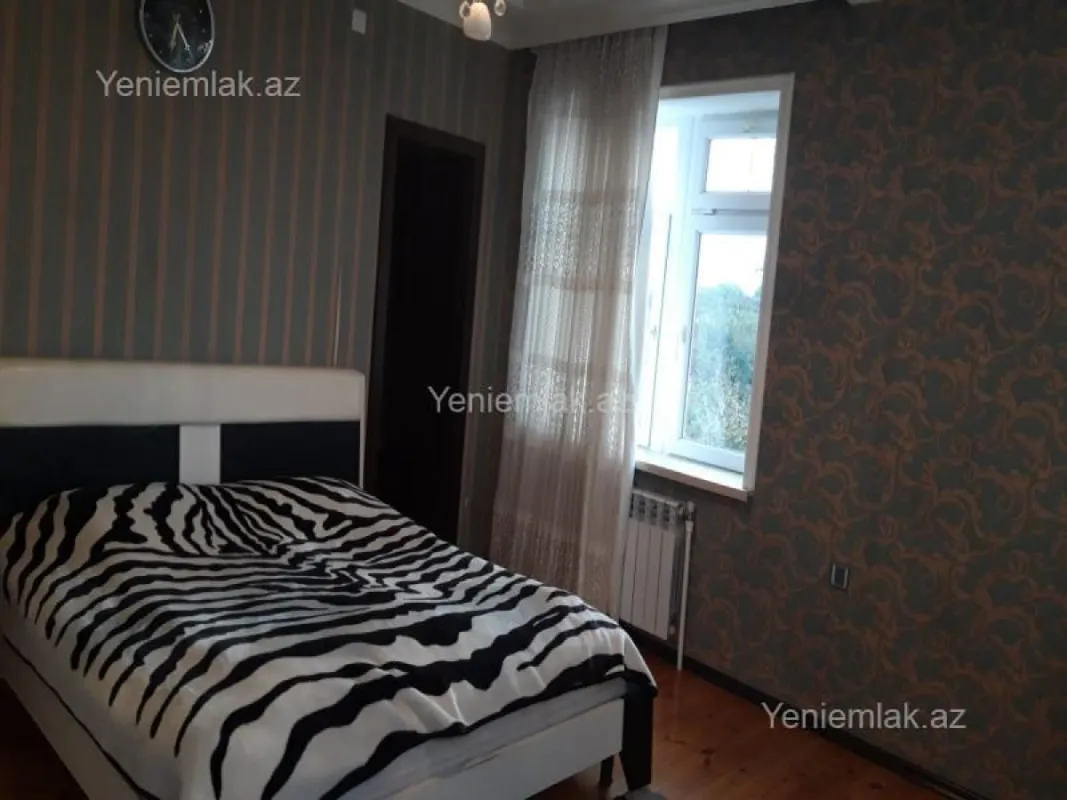 Satılır 5 otaqlı həyət evi 177 m²