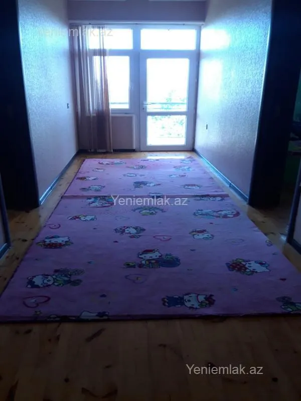 Satılır 5 otaqlı həyət evi 177 m²