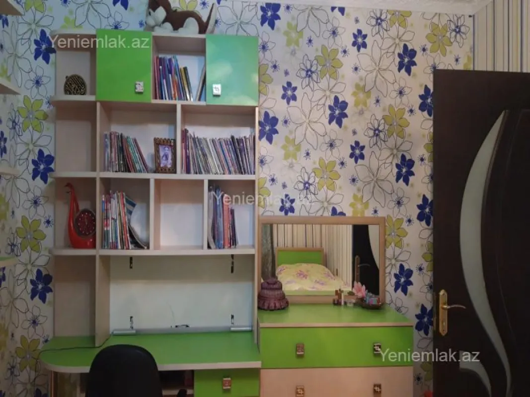 Satılır 5 otaqlı həyət evi 177 m²