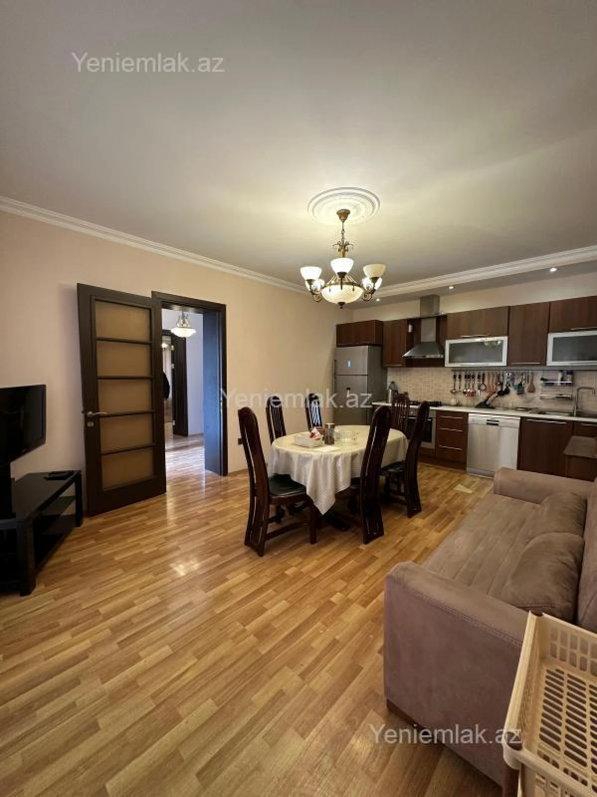 Satılır 4 otaqlı həyət evi 220 m²