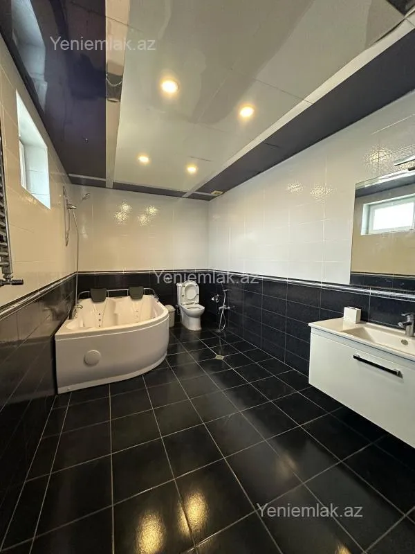 Satılır 4 otaqlı həyət evi 220 m²