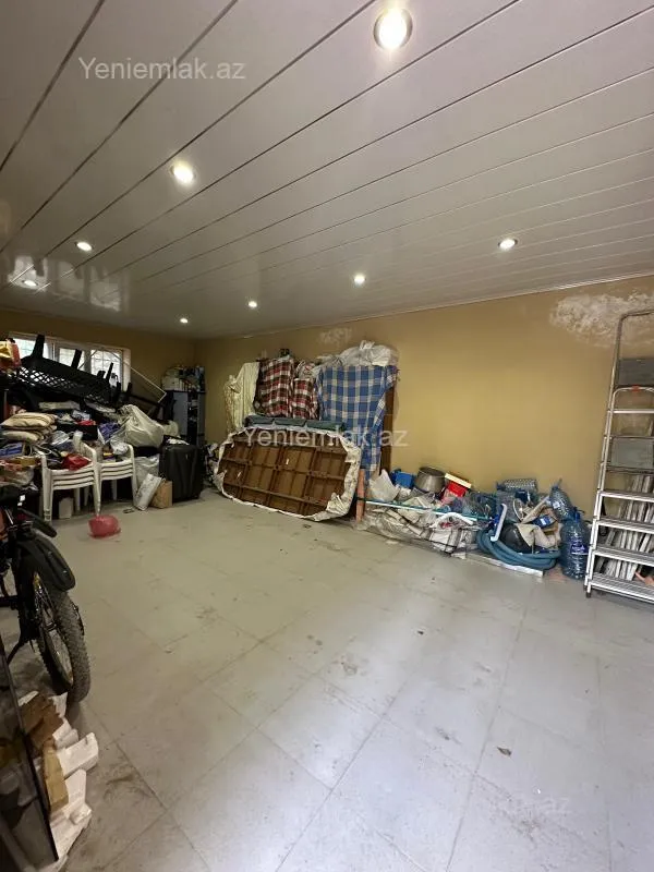 Satılır 4 otaqlı həyət evi 220 m²