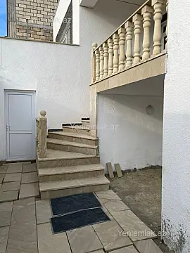Satılır 3 otaqlı həyət evi 200 m² — Bakı, Səbail 3 otaq 200.00 m²